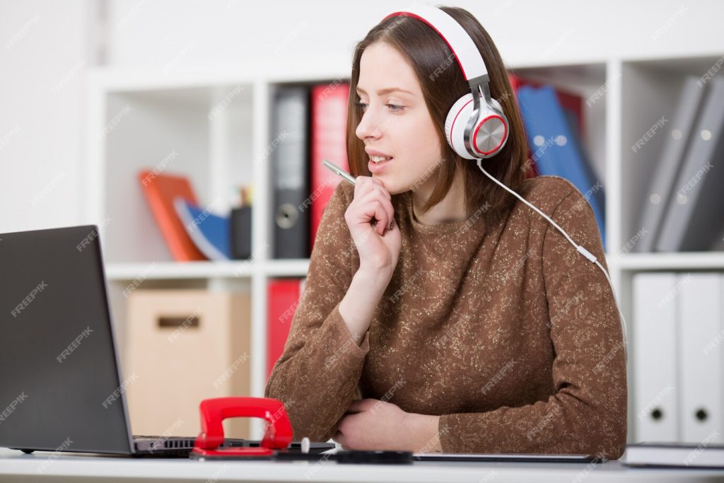 The Role of Listening in Perfecting Spoken English and Accent Reduction The Role of Listening in Perfecting Spoken English and Accent Reduction